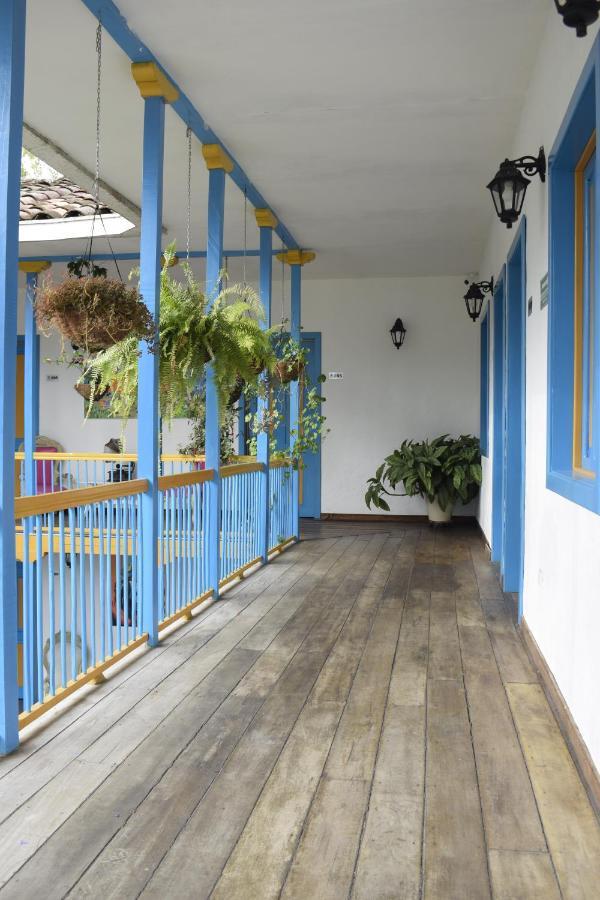 Hotel Hacienda Santa Clara Санта Роса де Кабал Екстериор снимка