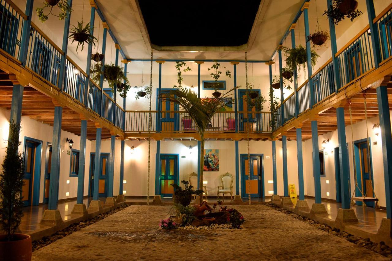 Hotel Hacienda Santa Clara Санта Роса де Кабал Екстериор снимка