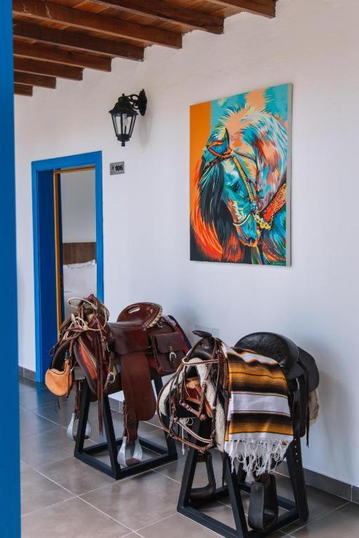 Hotel Hacienda Santa Clara Санта Роса де Кабал Екстериор снимка